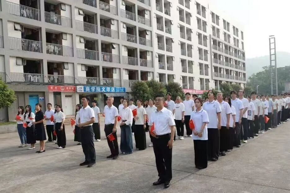 微信图片_2026-10-09_224629_997.jpg